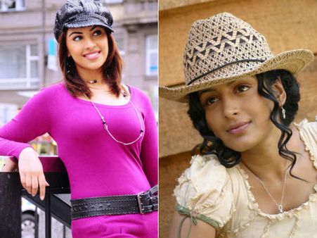 બૉલીવુડ હૉટીસ ઇન હૅટ