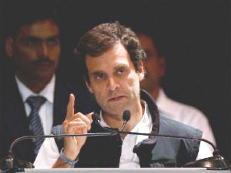 'પ્રિયંકાએ તૈયાર કરાવ્યું હતું રાહુલ ગાંધીનું ભાષણ'