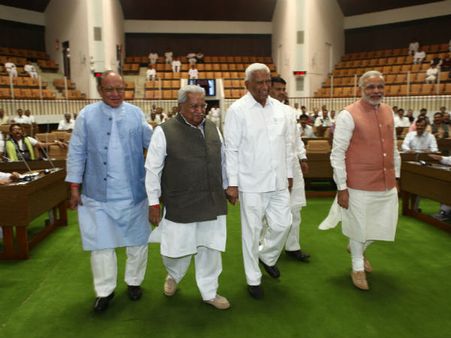 ગુજ.વિધાનસભાનું પ્રથમ સત્ર અને નવા અધ્યક્ષની વરણી