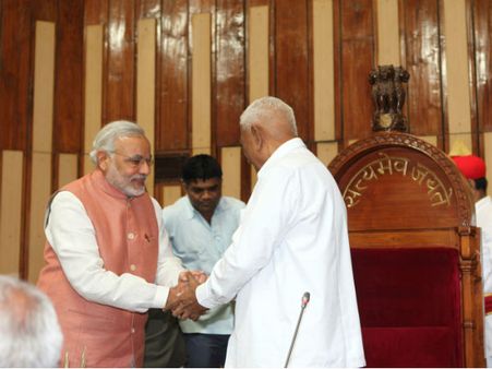 ગુજ.વિધાનસભાનું પ્રથમ સત્ર અને નવા અધ્યક્ષની વરણી