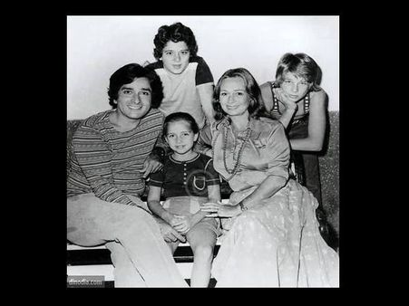 કપૂર પરિવારની વણજોયેલી તસવીરો