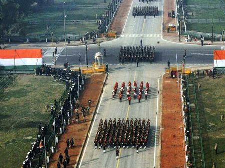 તસવીરી ઝલક : ગણતંત્ર દિવસ માટે ફૂલ ડ્રેસ રિહર્સલ