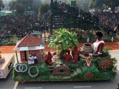 તસવીરી ઝલક : ગણતંત્ર દિવસ માટે ફૂલ ડ્રેસ રિહર્સલ