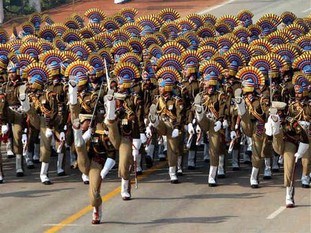 તસવીરી ઝલક : ગણતંત્ર દિવસ માટે ફૂલ ડ્રેસ રિહર્સલ