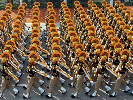 તસવીરી ઝલક : ગણતંત્ર દિવસ માટે ફૂલ ડ્રેસ રિહર્સલ