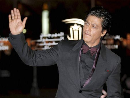 શાહરુખ ફોર્બ્સના કવર પેજ પર, પ્રથમ ભારતીય એક્ટર