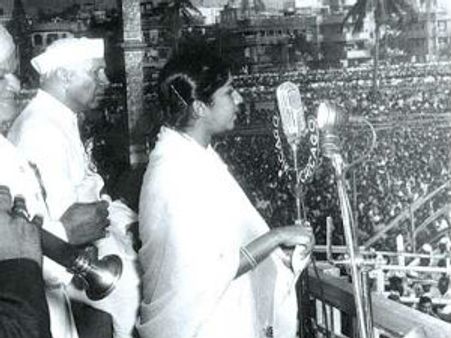 આ કલાકારો લતાનો પીછો કરતા હતા