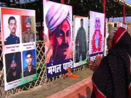 સંતે વસાવ્યું કૂંભમાં શહીદોનું ગામ