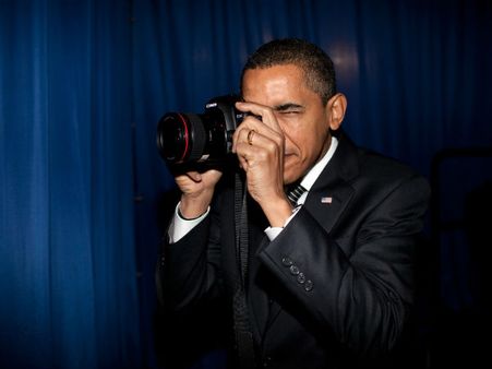 અમેરિકાના રાષ્ટ્રપતિ બરાક ઓબામા શા માટે લોકપ્રિય છે તેનો ખ્યાલ આપતી તસવીરો