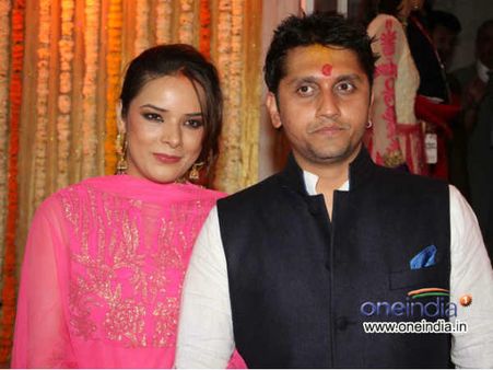 પડદા પાછળના હીરો