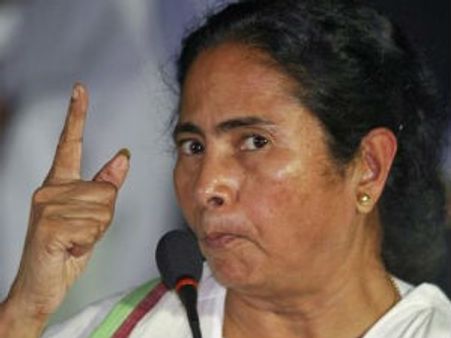 મમતા વિવાદમાં, કહ્યું વધતી જતી વસતી બળાત્કાર માટે જવાબદાર
