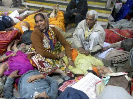 કુંભ મેળામાં મોતનું તાંડવ, રેલવે સ્ટેશને લીધો 36નો ભોગ 