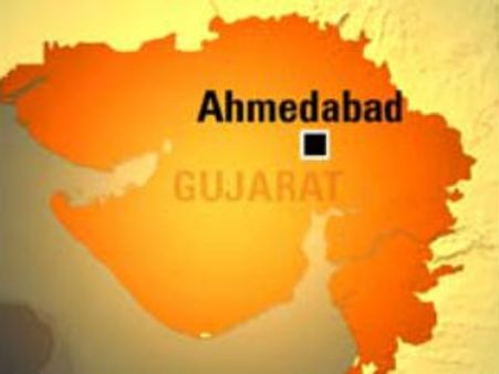 અમદાવાદમાંથી દેશી બોમ્બ મળી આવ્યા