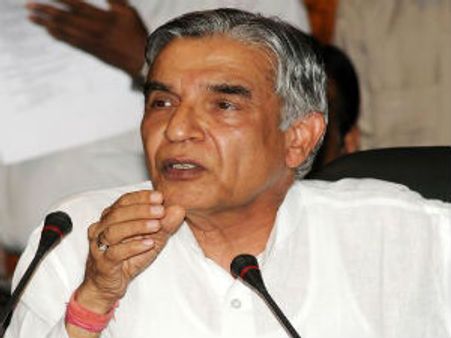 પવન બંસલે PM સામે કરી રાજીનામુ ધરવાની રજૂઆત