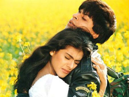 શાહરૂખ-કાજોલ બોલીવુડની સૌથી રોમેન્ટિક જોડી