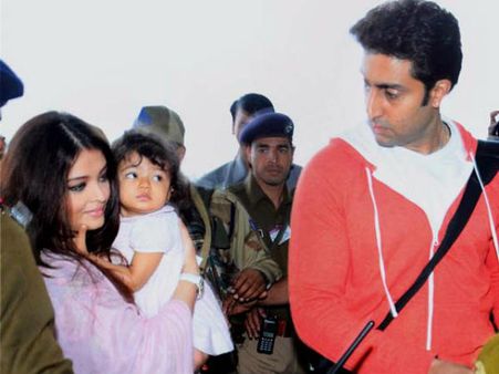 Pics : અમિતાભની સાસરીમાં બચ્ચન પરિવાર