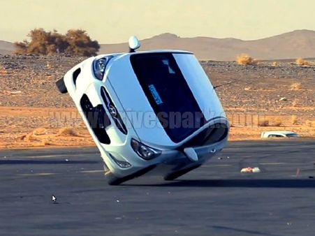 આ કાર સ્ટંટ ઉડાવી દેશે તમારા હોંશ