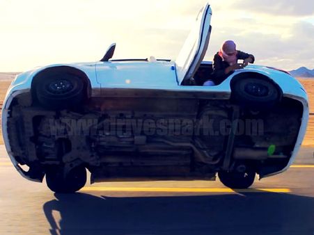 આ કાર સ્ટંટ ઉડાવી દેશે તમારા હોંશ