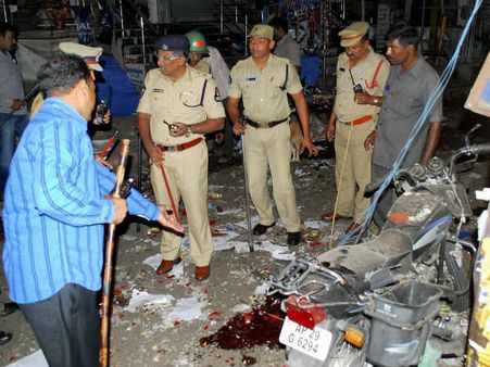 બોમ્બ બ્લાસ્ટમાં IEDનો ઉપયોગ થયો હોવાની આશંકા