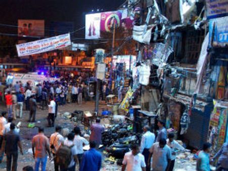 બ્લાસ્ટના 4 દિવસ પહેલા જ CCTV કેમેરાના વાયર કપાયા હતા