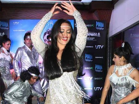 Pics : સ્પીડ બૉલીવુડમાં રવિવારની હૅડલાઇન્સ