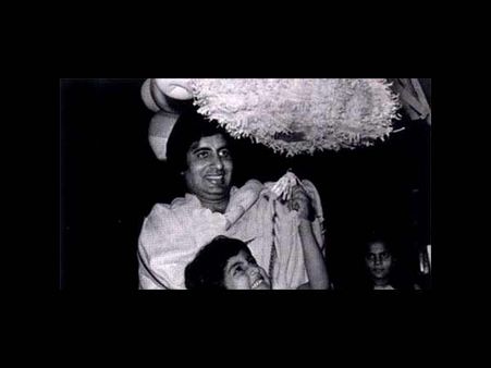 અભિષેકનું બાળપણ અભિષેકનું બાળપણ
