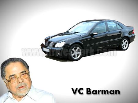 વીસી વર્મનની સવારી મર્સડીઝ બેન્ઝ