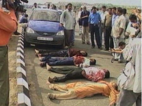 ઇશરત જહાં કેસ: જી. એલ. સિંઘલ, જે. જી પરમારને પોલીસ કસ્ટડીમાં મોકલાયા