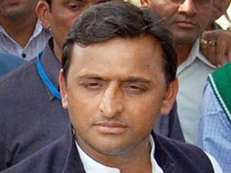 'ડીએસપીની પત્નીએ ધરણાં યોજી આપી આત્મહત્યાની ધમકી'