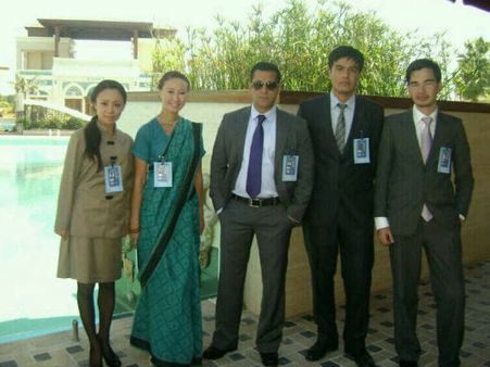 ઓસાકા પહોંચી એક થા ટાઇગર ફિલ્મની ટીમ