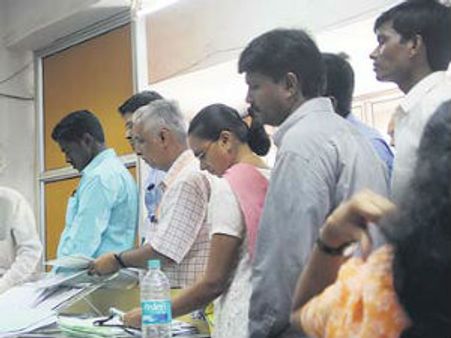 સમયયસર કામ નહીં પૂરું કર્યું તો થશે 50 હજાર સુધીનો દંડ