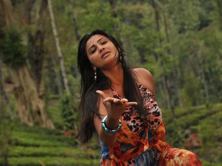 બૉલીવુડને ક્રેઝી કરી શકશે ડેઝી?