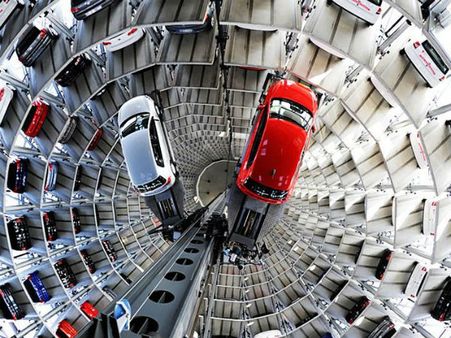 આ કાર પાર્કિંગ ટાવરને જોઇને ઉડી જશે તમારા હોંશ