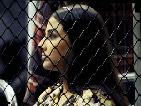 વિદ્યાના કપડાંની હરાજી થશે વિદ્યાના કપડાંની હરાજી થશે