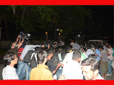 દો સિતારોં કા મિલન