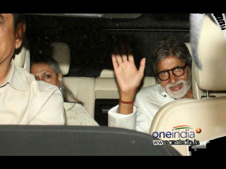 સ્ટિવન સ્પીલબર્ગને મળવાં ઉમટ્યું બૉલીવુડ સ્ટિવન સ્પીલબર્ગને મળવાં ઉમટ્યું બૉલીવુડ