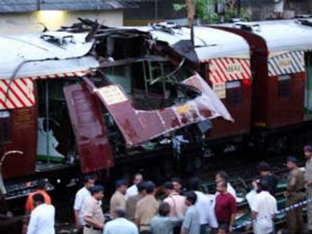 મુંબઇના 1993ના લોહિયાળ શ્રેણીબધ્ધ વિસ્ફોટોની 20મી વરસી