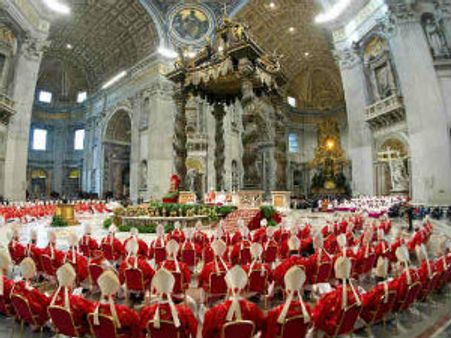 વેટિકનમાં પોપની પસંદગીઃ ભારતથી છે સૌથી નાના કાર્ડિનલ