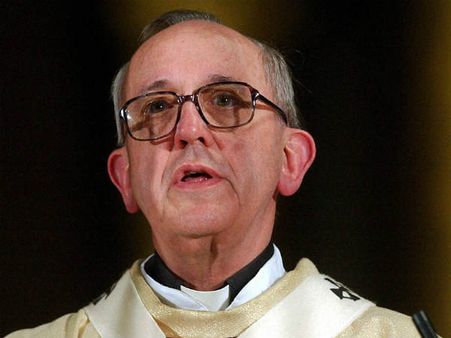 કાર્ડિનલ્સે આર્જેન્ટિનાના બેર્ગોગિલોને નવા પોપ ફ્રાન્સિંસ તરીતે ચૂંટ્યા