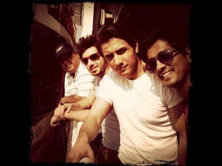 તસવીરોમાં જુઓ ચશ્મે બદ્દૂર