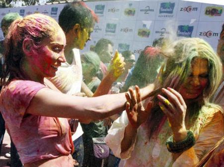 સોફિયા-રાખી