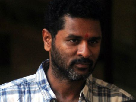 સંજયને સાંત્વના આપવાં ઉમટી પડ્યું બૉલીવુડ