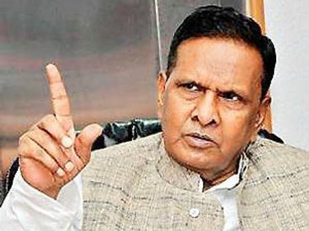 મુલાયમ સિંહ PMના ઘરમાં ઝાડું મારવાને પણ લાયક નથી: બેની