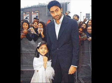 નવ્યાનું બચ્ચન કનેક્શન