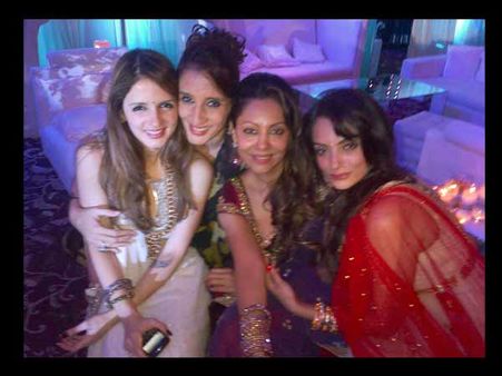 લાજવાબ છે ગૌરી-સુઝાનની કેમેસ્ટ્રી લાજવાબ છે ગૌરી-સુઝાનની કેમેસ્ટ્રી