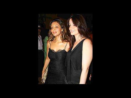 લાજવાબ છે ગૌરી-સુઝાનની કેમેસ્ટ્રી લાજવાબ છે ગૌરી-સુઝાનની કેમેસ્ટ્રી