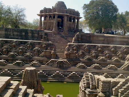 ગુજરાતનું પ્રાચિન સૂર્યમંદિર...