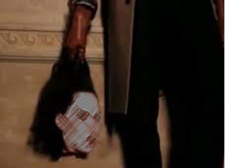 પોતાની બહેનું માથુ લઇને પોલીસ સ્ટેશન પહોંચ્યો યુવક!