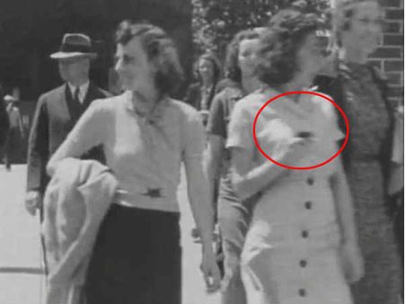 સેલ ફોનની પ્રથમ કલ્પના 1938માં ફિલ્માવાઇ !!!