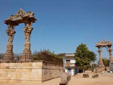 ગુજરાત આવવા મજબૂર કરી દે છે રાજ્યની આ ધરોહરો